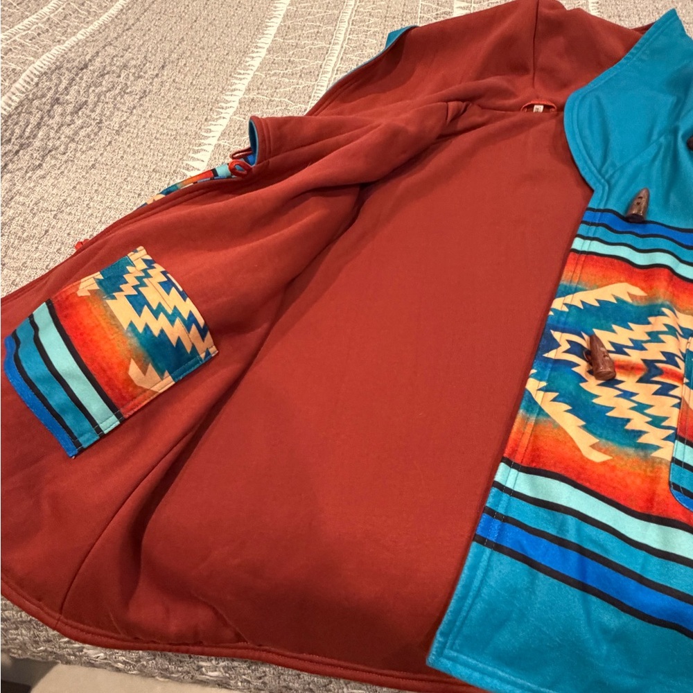 Hooded Poncho Jacket Aztec Pattern - Picture 7 of 8